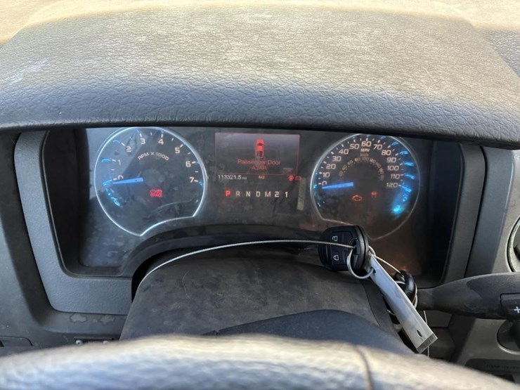 2011-ford-f150-image-13