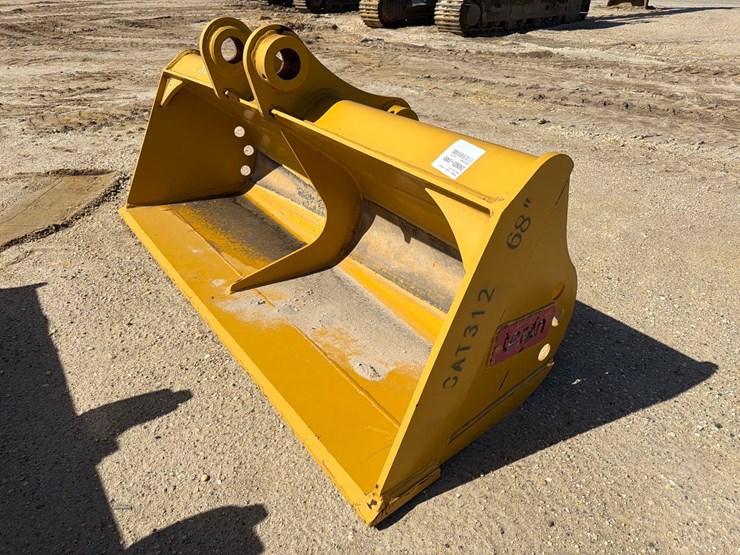 caterpillar-312-image-1