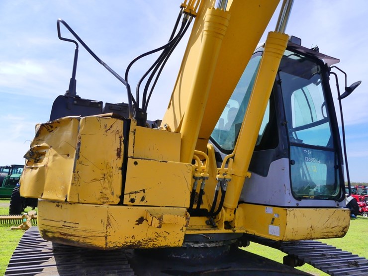 2006-komatsu-pc220-image-9
