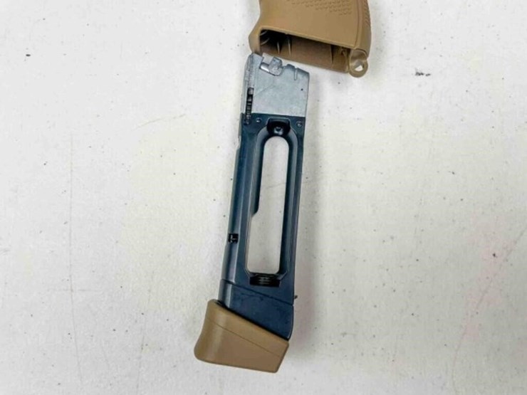 glock-pistol-image-12