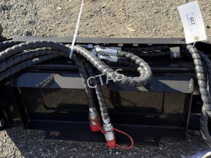 #239-•-mini-skid-steer-4-in-1-bucket-image-3