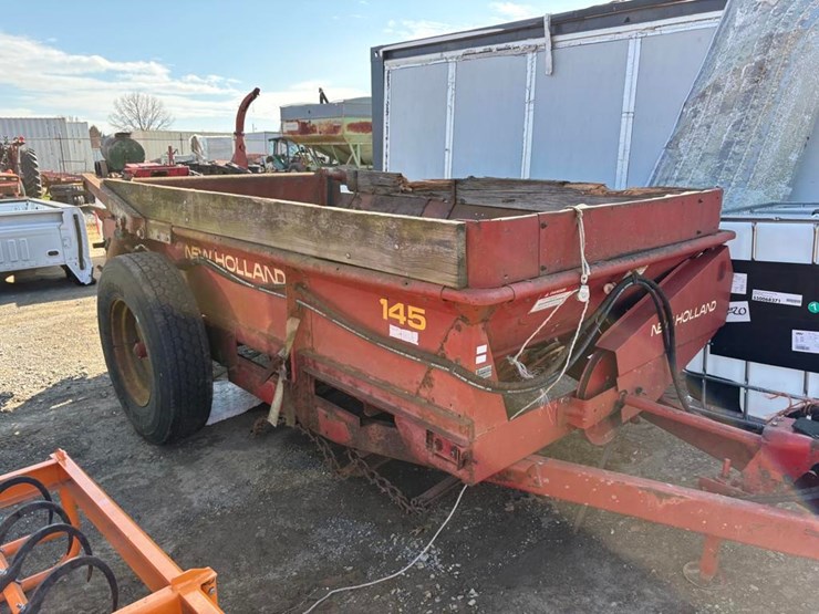 new-holland-145-image-1