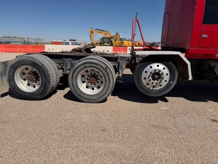 2007-western-star-4900-image-4