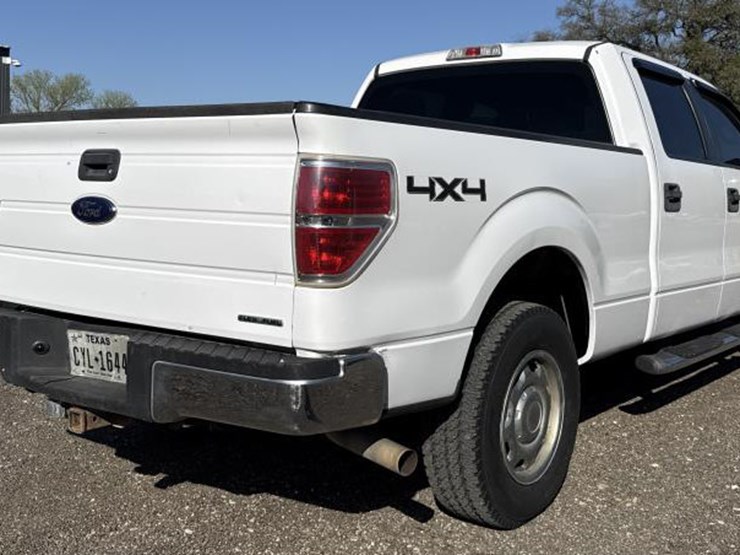 2013-ford-f150-xl-image-7