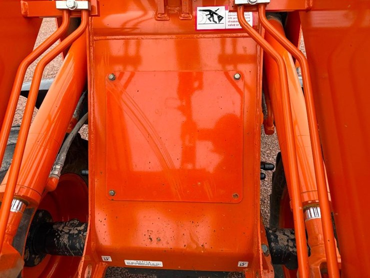 2021-hitachi-zw50-5b-image-35