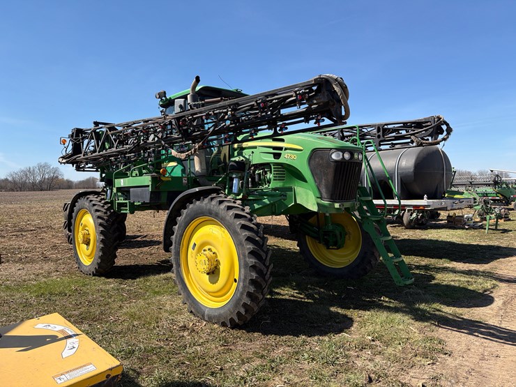 2008-john-deere-4730-image-1