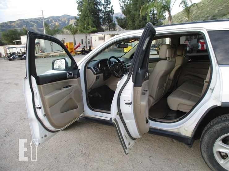 2014-jeep-grand-cherokee-image-14