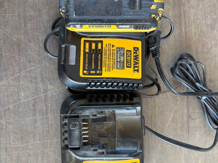 dewalt-20v-brushless-battery-operated-saw-zaw-w/batterycharger-and-batteries-image-4