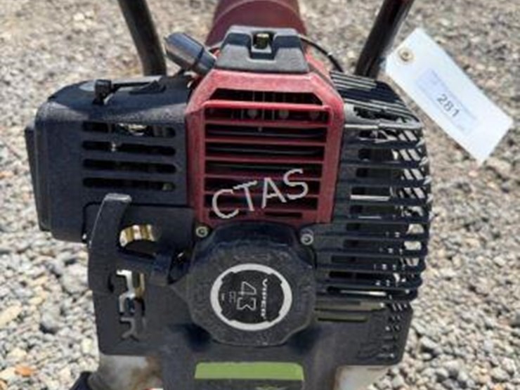 #281-•-earthquake-hand-held-gas-auger-image-2