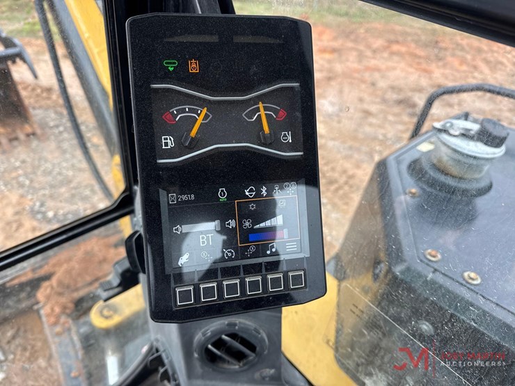 2022-caterpillar-306-cr-image-24