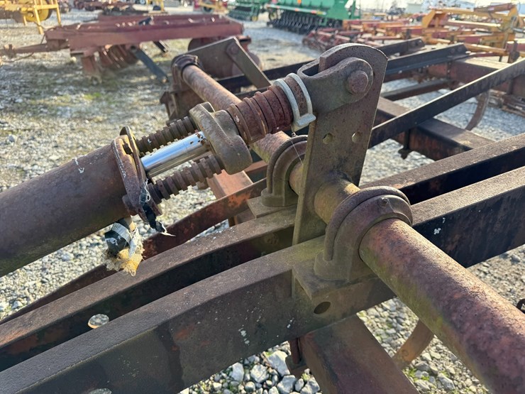 #36256-•-10'-chisel-plow-inv#-36256-image-15