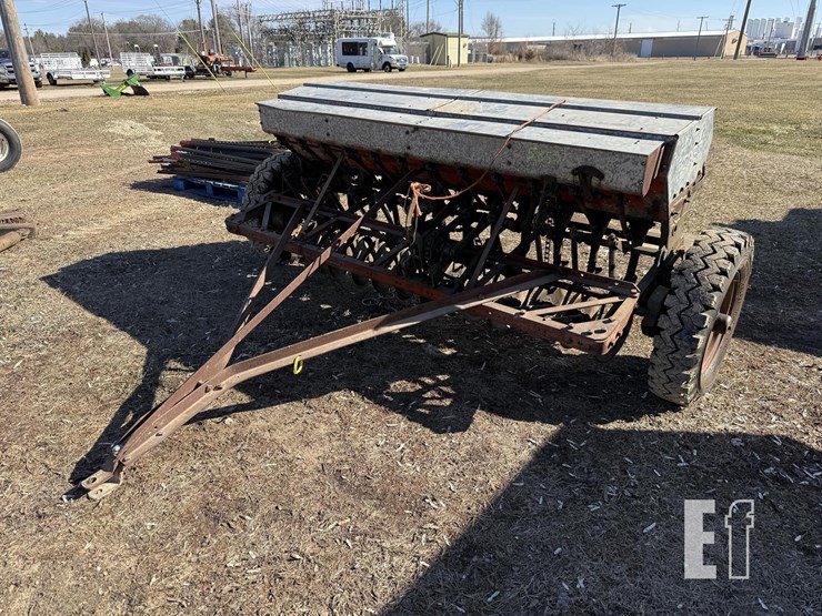 j-i-case-grain-drill-5852-image-3