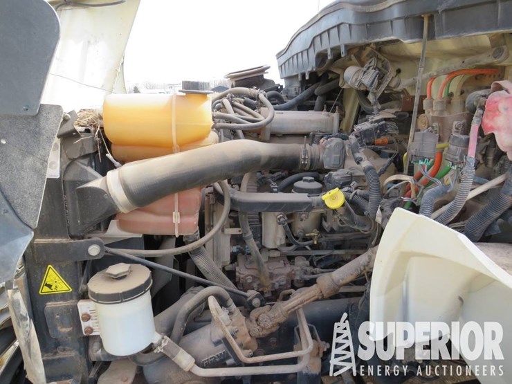 2012-international-durastar-4300-image-8