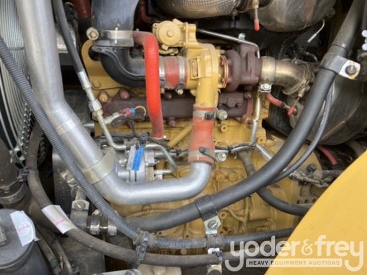 2021-caterpillar-910-image-9