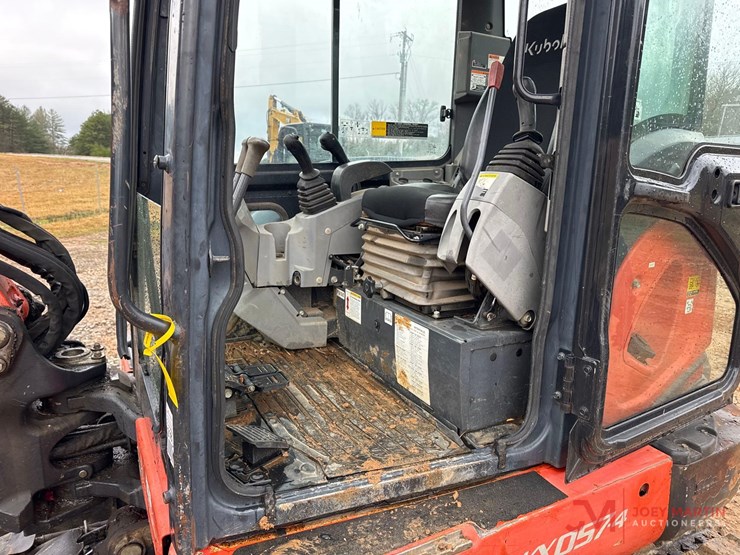 2012-kubota-kx057-4-image-19