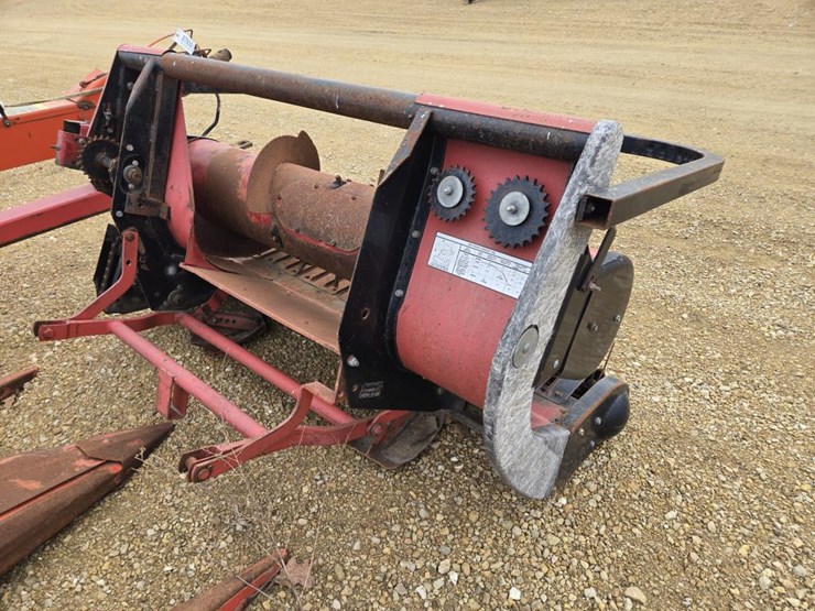 #7939-•-new-idea-pull-type-chopper-w/-2-row-30"-corn-head-image-13