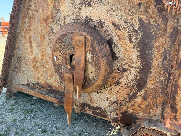 bush-hog-2215-image-9