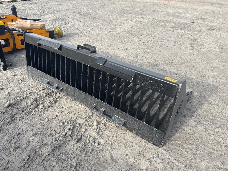 #2084-•-unused-72"-high-side-skid-steer-bucket-inv#-42378-image-4