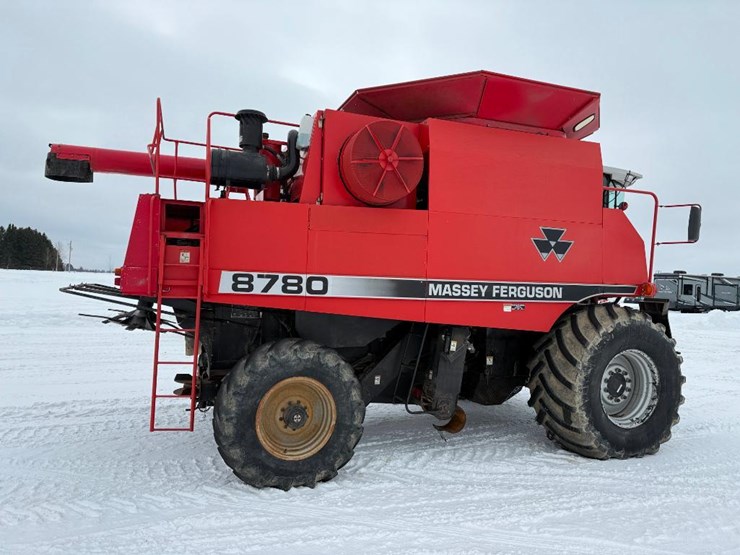 massey-ferguson-8780-image-4