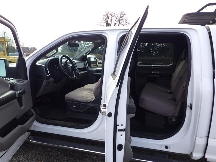 2016-ford-f150-image-21