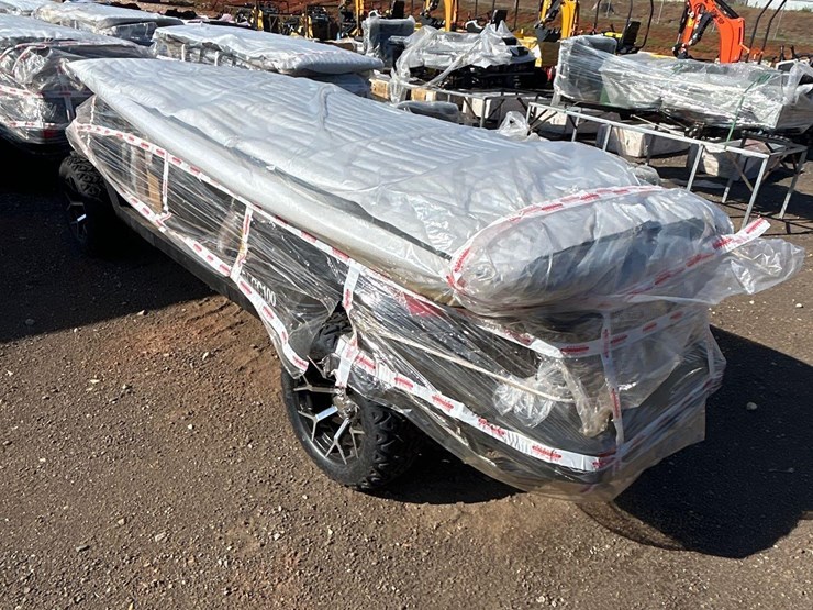 sdlanch-sdlgc100-electric-6-seat-gilf-cart-image-4