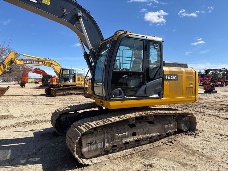 2020-deere-160g-image-2