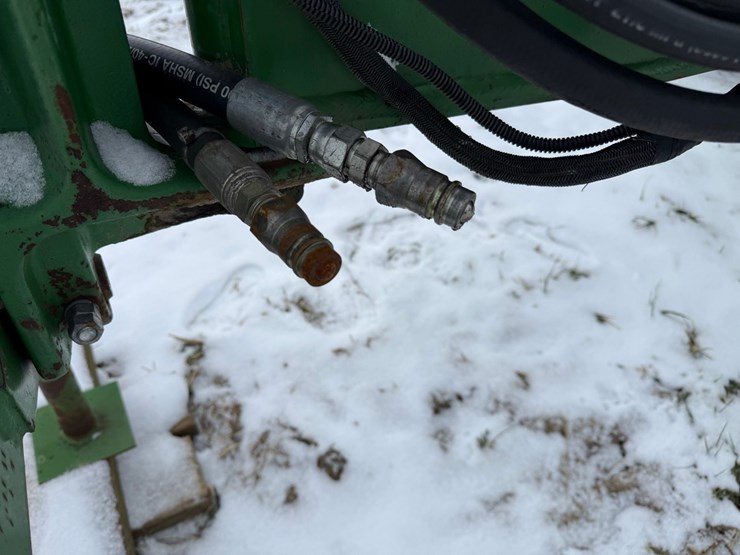 john-deere-7200-image-21