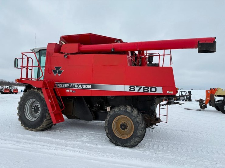 massey-ferguson-8780-image-6