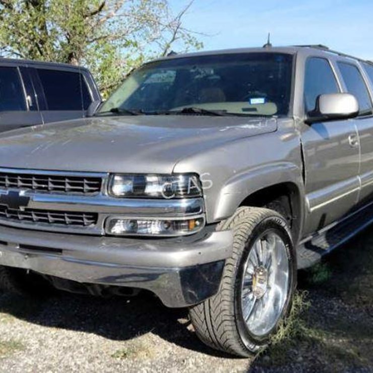 2003 CHEVROLET SUBURBAN