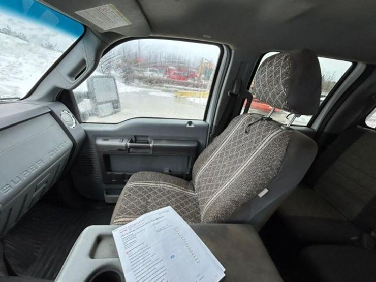 2011-ford-f350-image-14