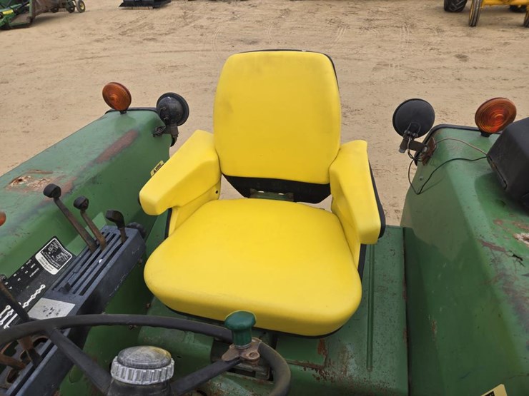 john-deere-4040-image-9