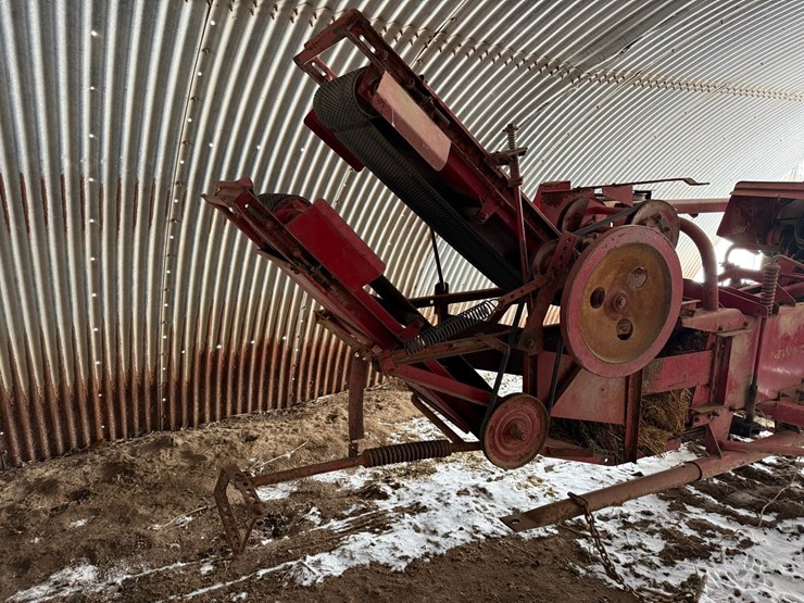 new-holland-278-image-10