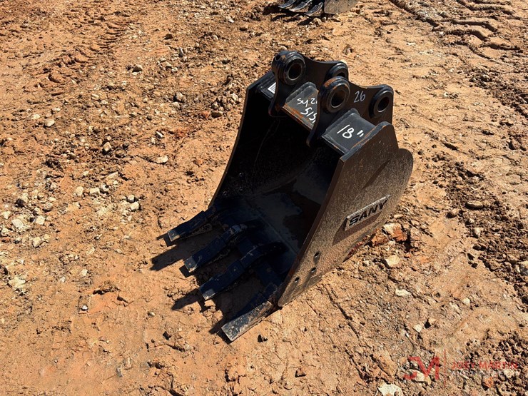 unused-sany-18'-excavator-tooth-bucket-image-4