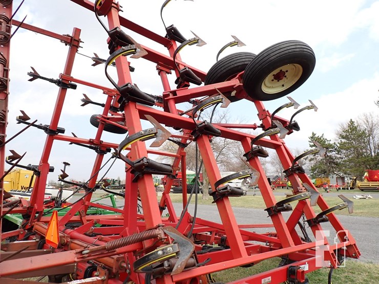 case-ih-4800-image-9