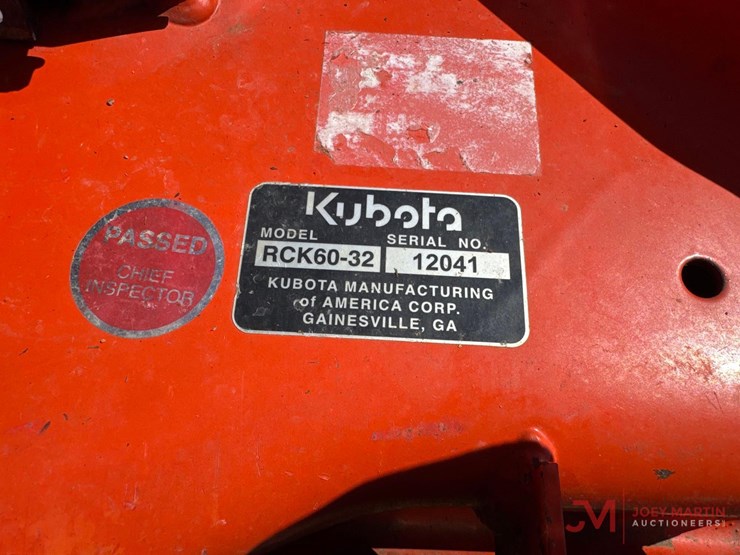 kubota-b2601-utility-tractor-image-18