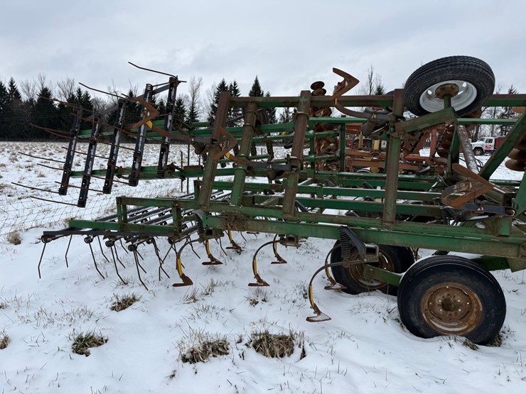 john-deere-724-image-7