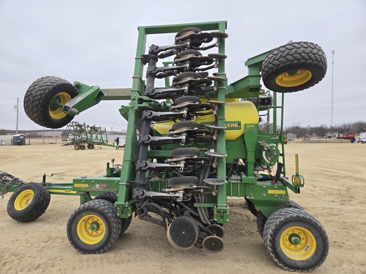 2009-john-deere-1990ccs-image-13