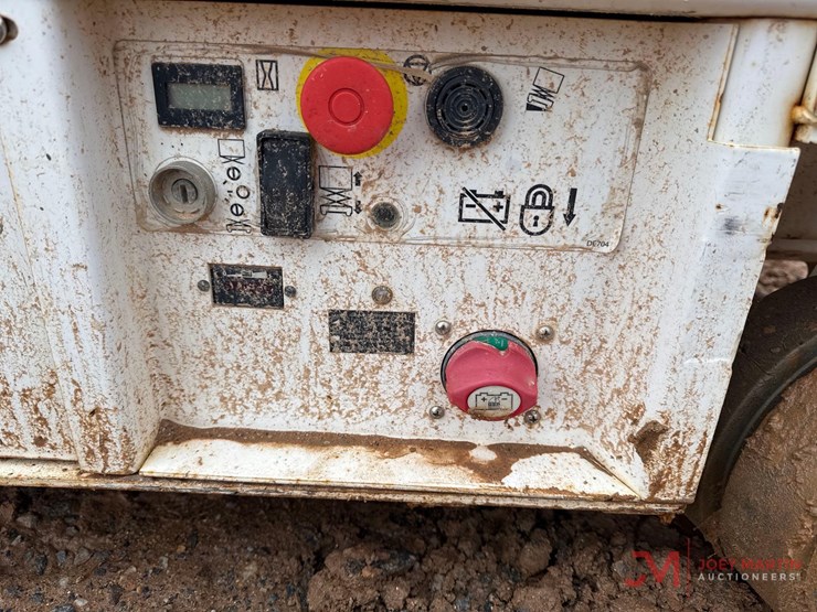 hy-brid-lifts-hb-1230-scissor-lift-image-10