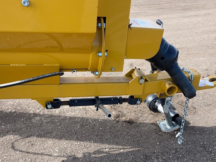 2023-sheyenne-1510-image-5