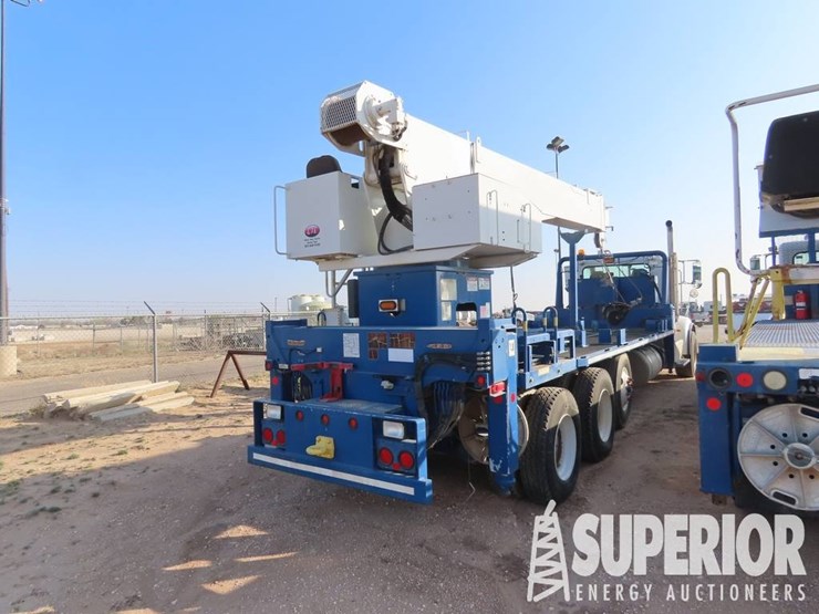 2015-peterbilt-367-image-3