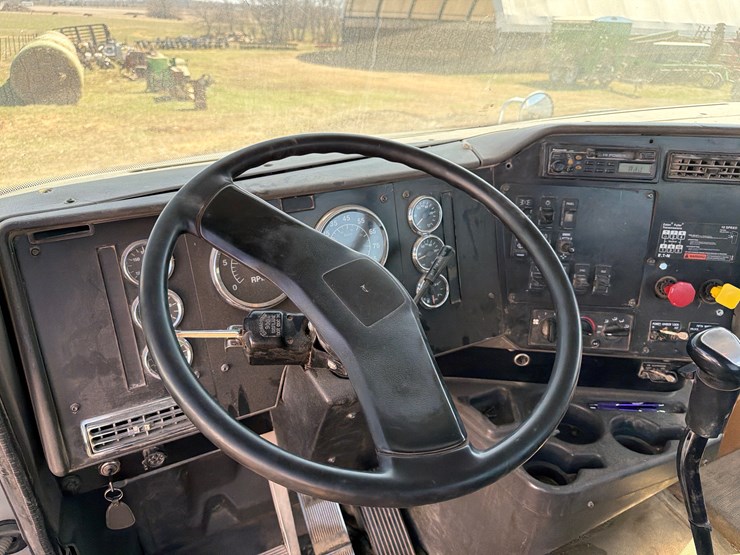 2000-international-2000-image-15