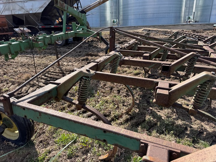 john-deere-1600-image-9