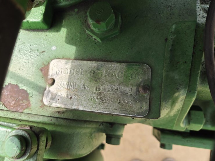 john-deere-b-image-11