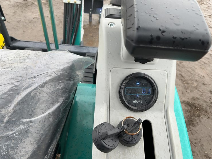 #1221-•-unused-sdle18p-mini-excavator-image-9