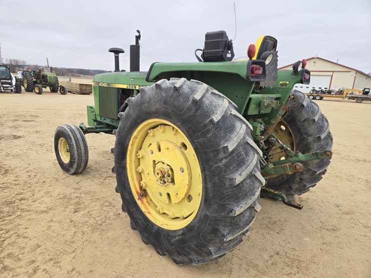 john-deere-4040-image-14