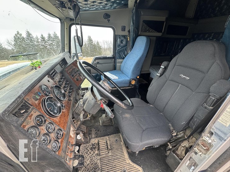 1998-kenworth-t600-image-40