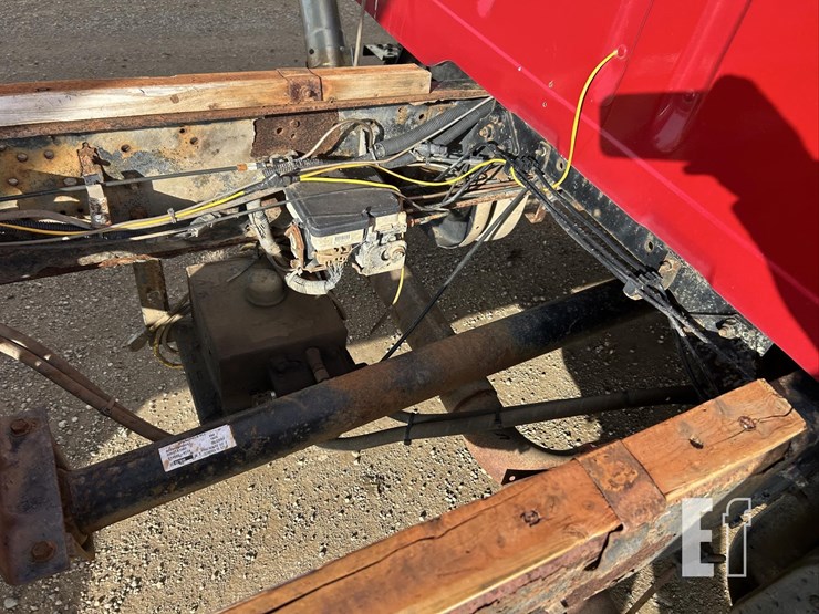 2002-international-4700-image-48