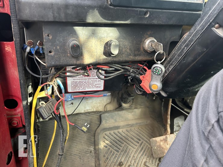 2002-international-4700-image-33