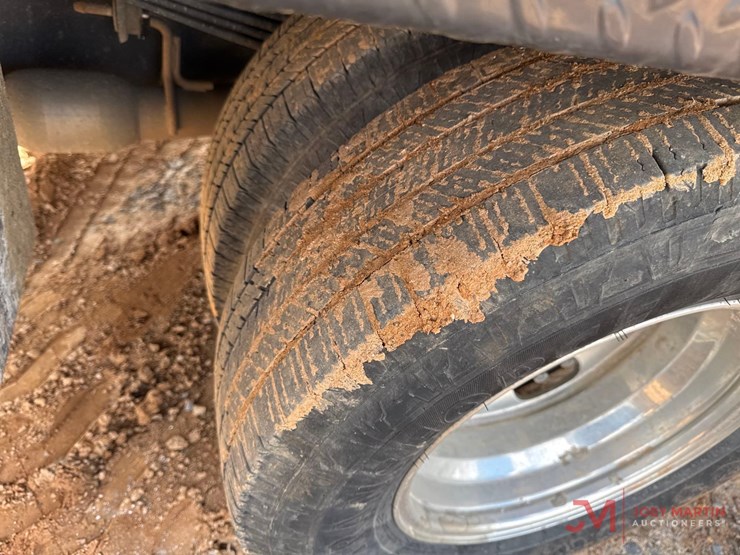 2020-ford-f350-xl-image-17