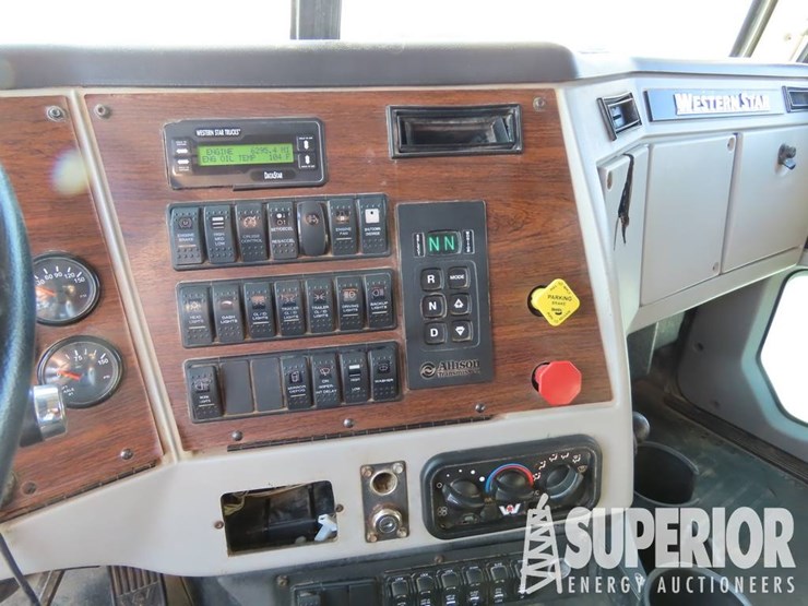 2015-western-star-4900-image-8